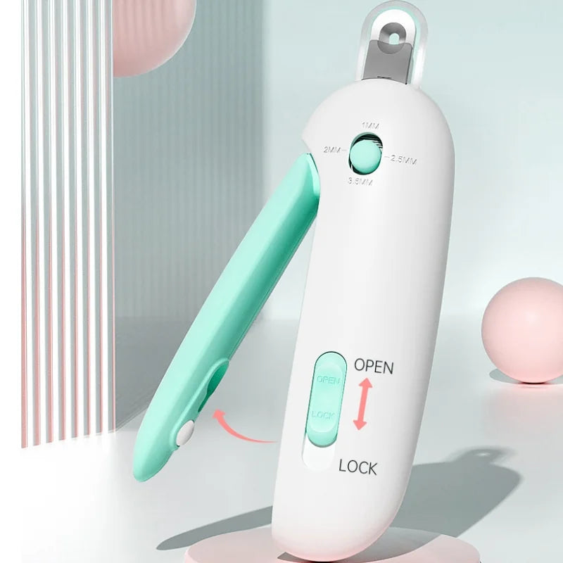 Cắt Móng Cho Chó Và Mèo